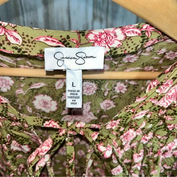 Jessica Simpson Green Floral Popover Blouse - Picture 5 of 5